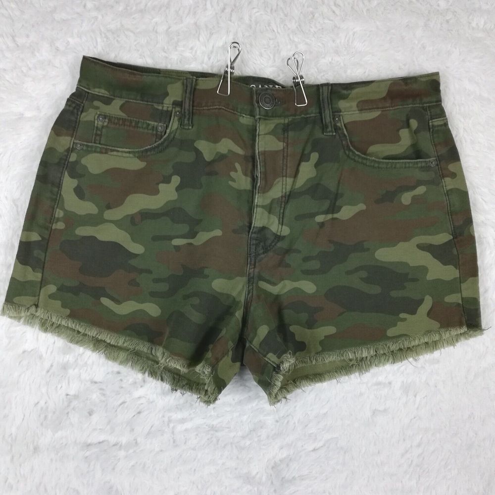 American Eagle Womens Shorts Vintage Hi-Rise Festival Cut-Off Camo Denim 12